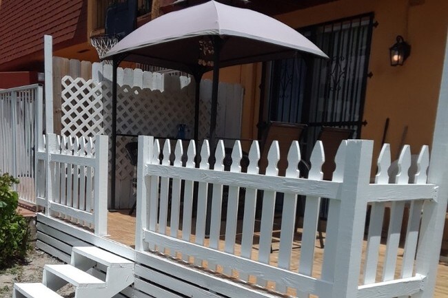 Building Photo - 10730 NW 7th St