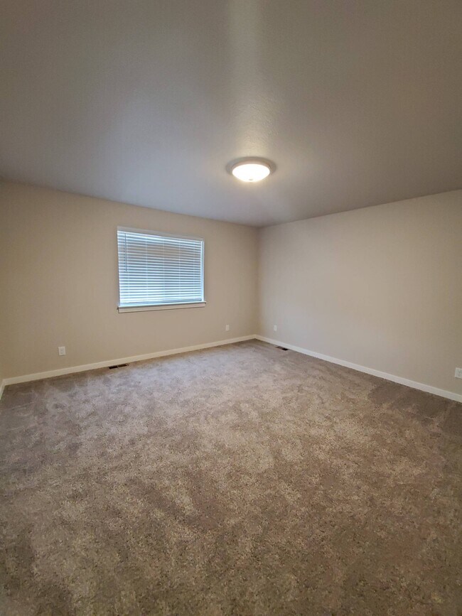 Building Photo - 1721 Westward Cir