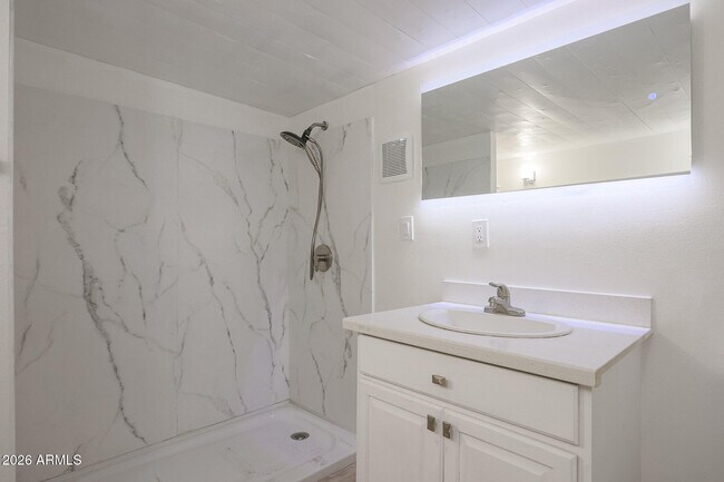 Building Photo - 6659 W Carol Ann Way