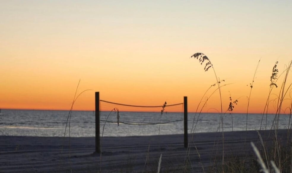 Building Photo - 135 Brady Dr