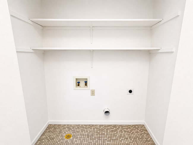 Building Photo - AVAILABLE SOON; APPLY TODAY ON OUR WEBSITE!!