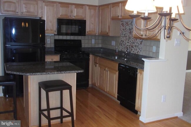 Building Photo - 410 Terrace Dr