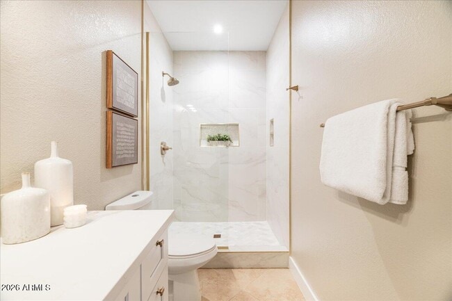 Building Photo - 9600 N 96th St