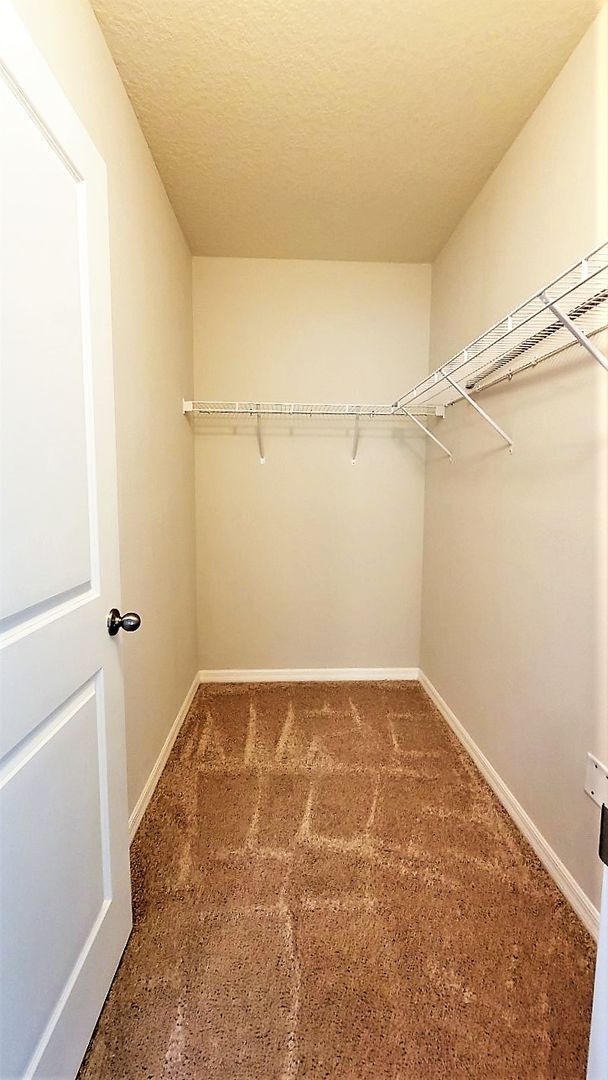 Building Photo - Carlton Lakes 3 bedroom/2 bath
