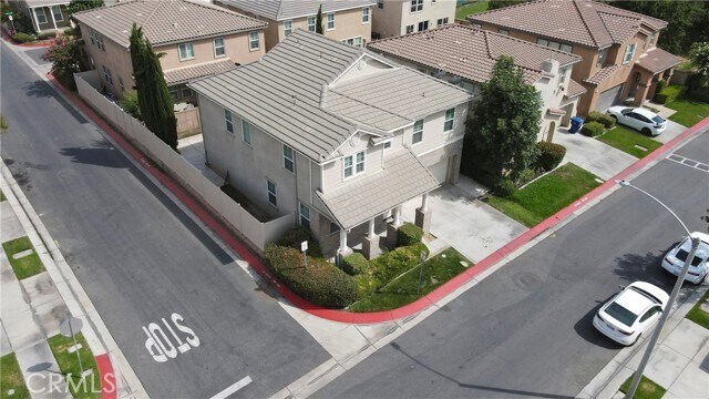 Building Photo - 1748 Yvonne Ct