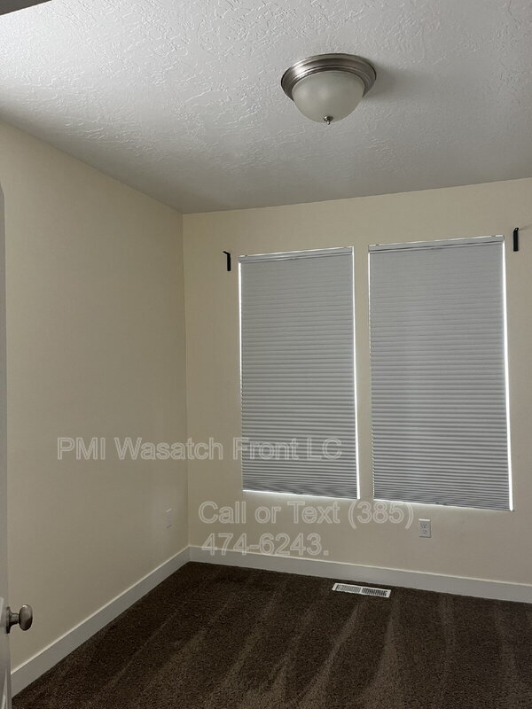 Building Photo - 5033 W Daybreak Pkwy