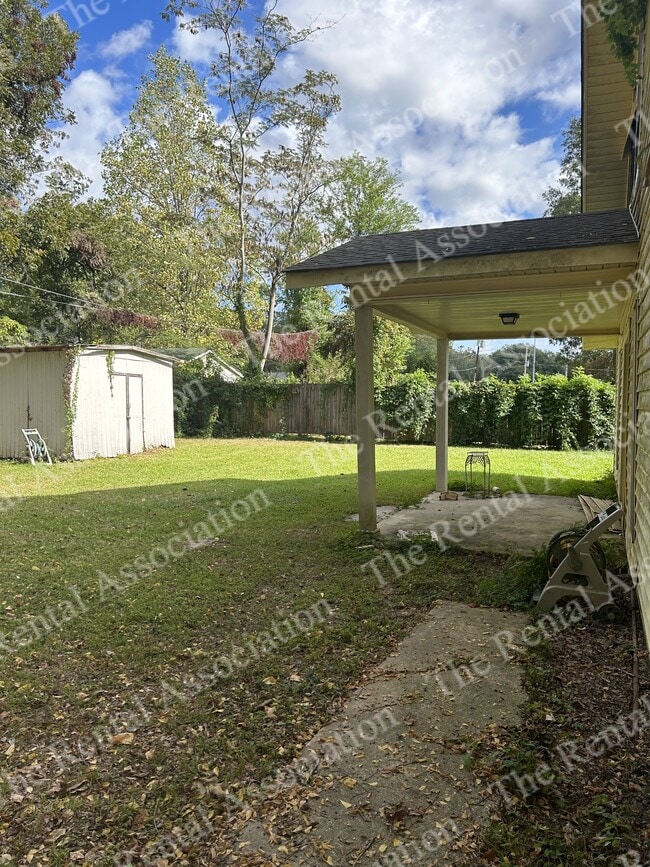 Building Photo - 3901 Blanks Street