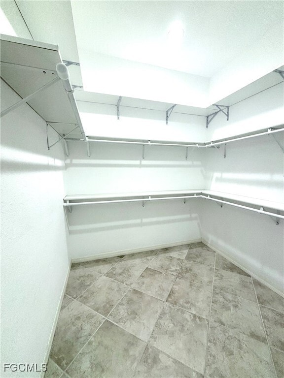 Building Photo - 14791 Royal Oak Ct