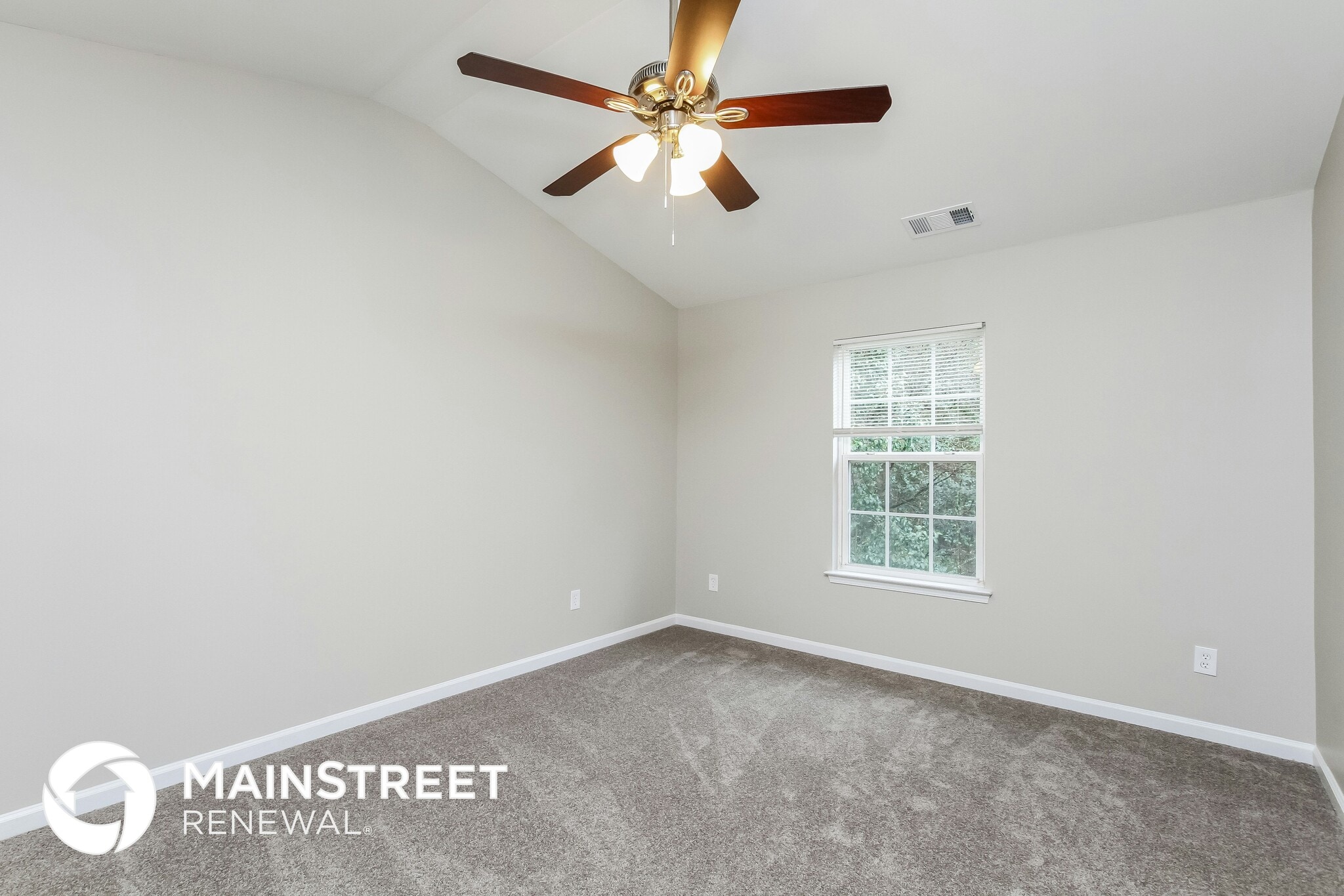 Building Photo - 807 Swearngan Ridge Ct