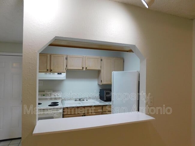 Building Photo - 801 Rittiman Rd