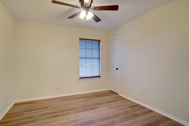 Building Photo - 617 Turtledove Ln