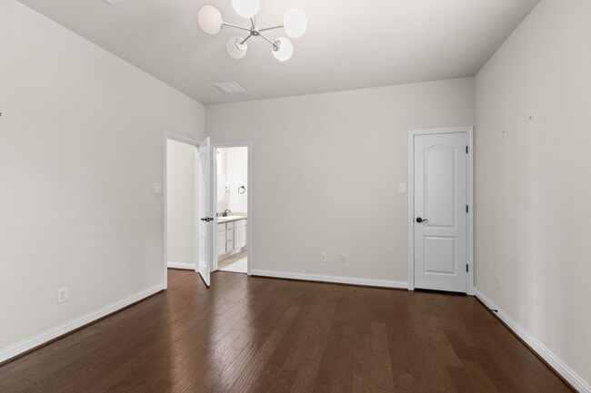 Building Photo - 18900 N Bee Cave Springs Cir