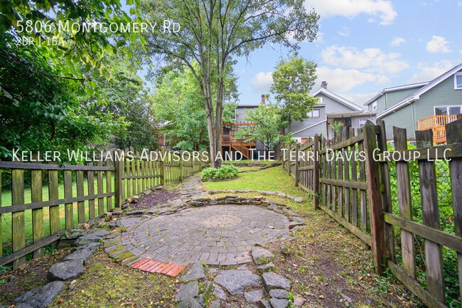 Building Photo - 5806 Montgomery Rd