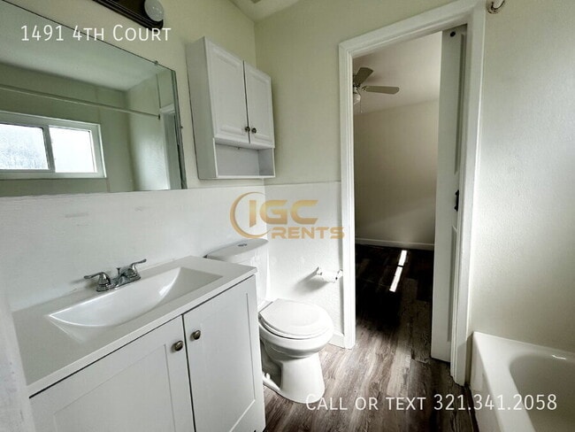 Building Photo - 1491 4th Ct