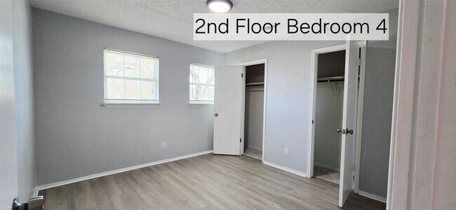 Building Photo - 4827 Cypressdale Dr