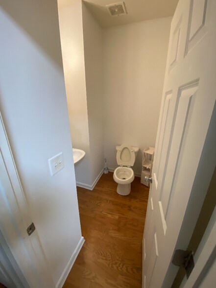 Building Photo - 1269 Liberty Pkwy NW