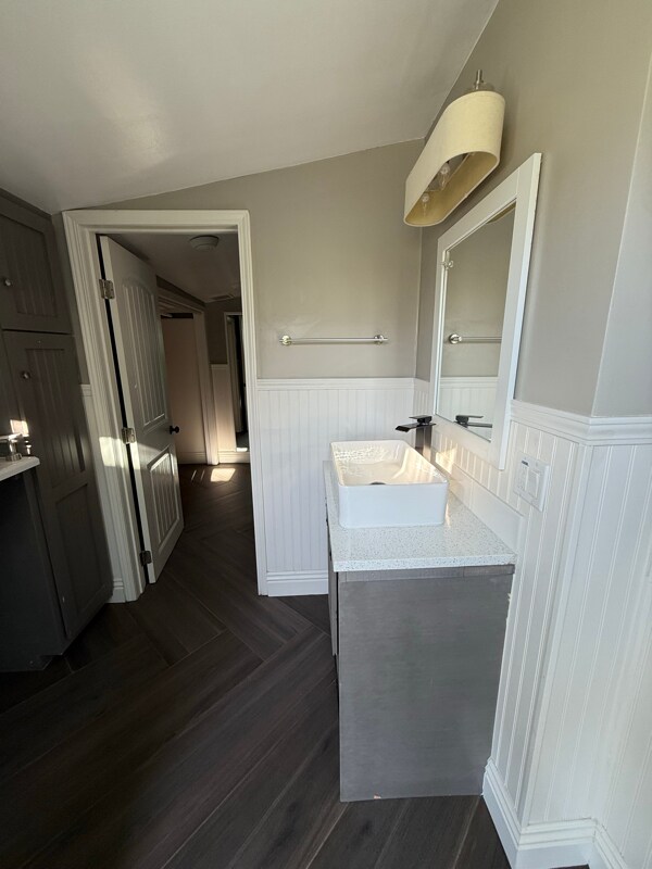 Building Photo - 40089 High St