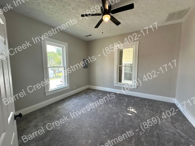 Building Photo - 3-Bed 1-Bath House + Bonus Room