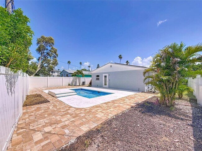 Building Photo - 3768 Arkansas Ave NE