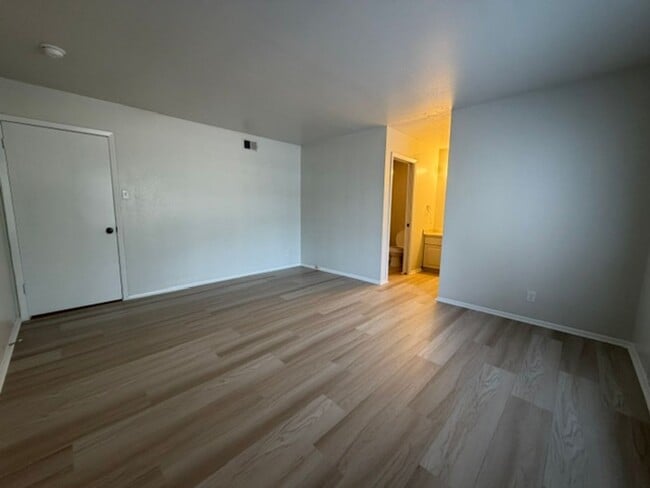 Building Photo - 14401 Brook Hollow Blvd