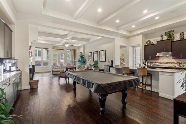 Building Photo - 8500 Echo Shore Cove