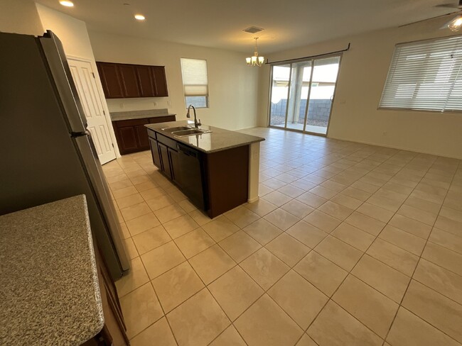 Building Photo - "Charming 3-Bed Oasis with Modern Comfort ...