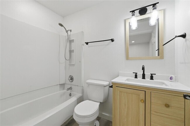 Building Photo - 5355 SE 29th Pl