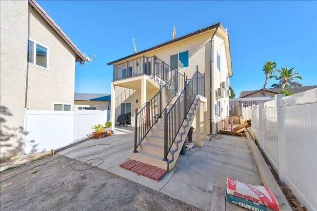 Building Photo - 7248 Canyon Hill Way