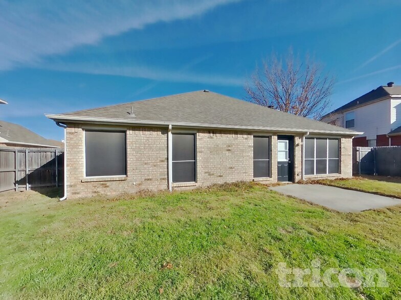 Building Photo - 4429 Spanish Oak Cir