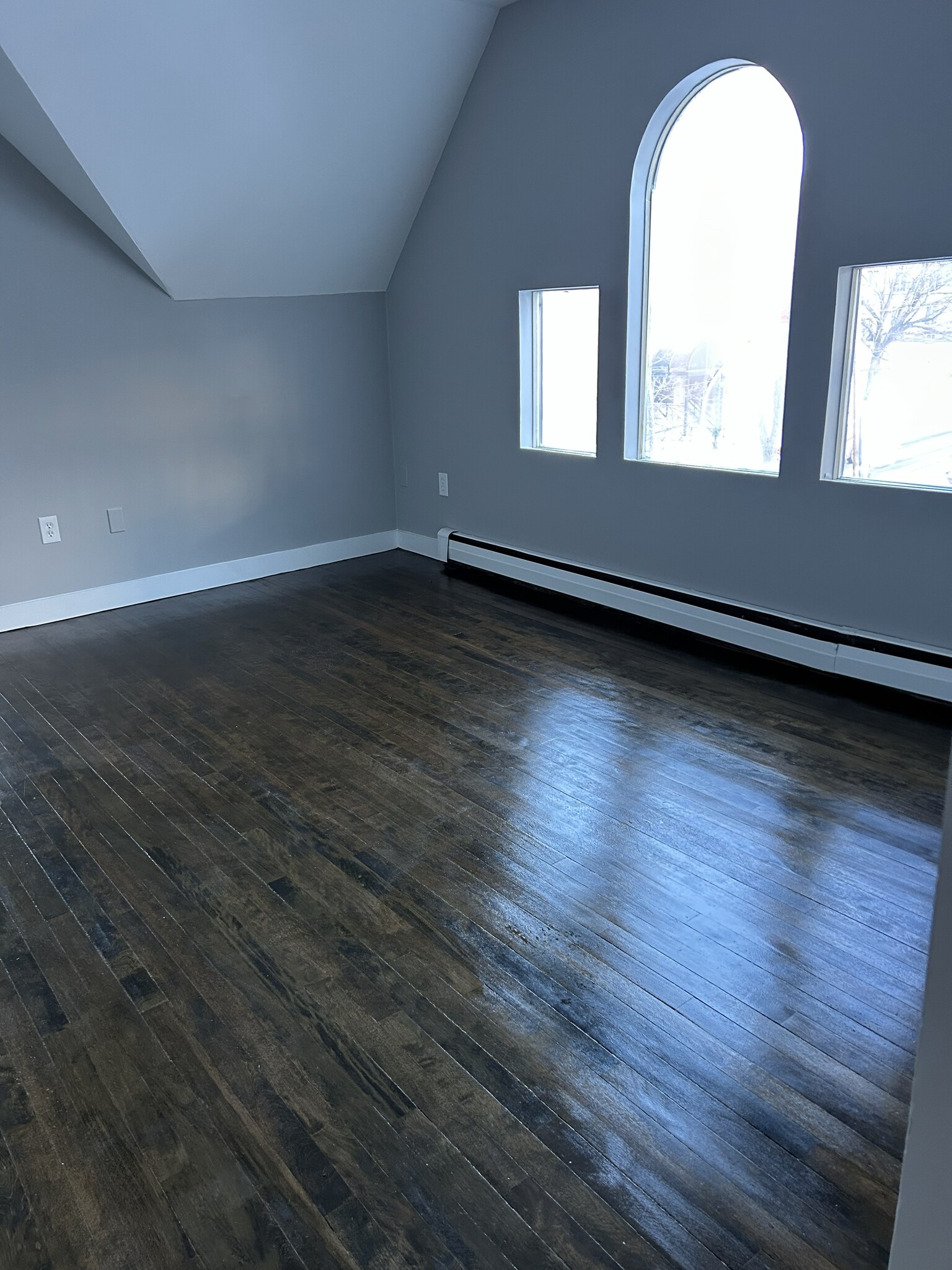 Building Photo - 138 Emery St