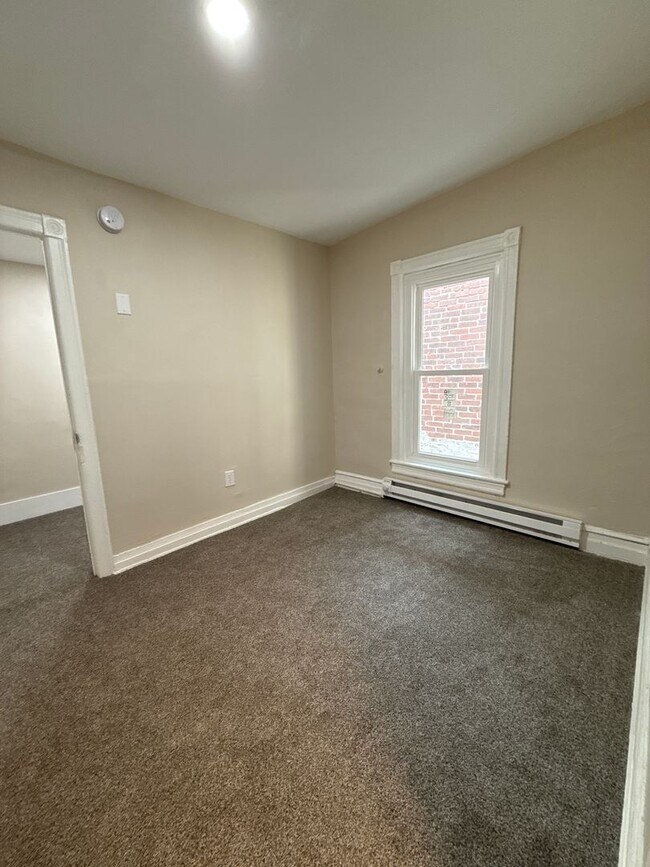 Building Photo - Newly Renovated 3br Home for rent in Allen...