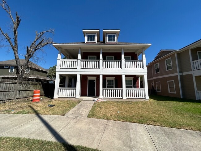 Primary Photo - 703 Wellborn Rd