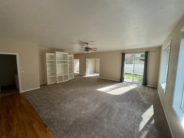 Building Photo - 4632 SW 47th Pl