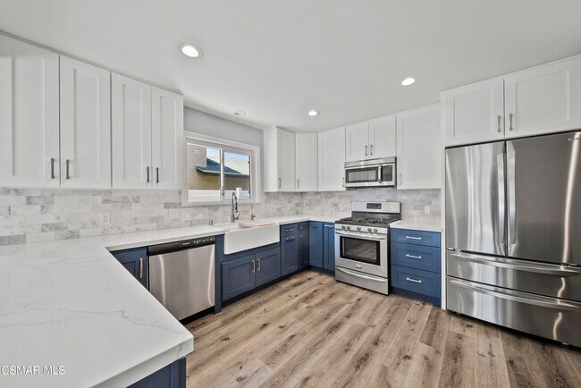 Building Photo - 736 Masterson Dr