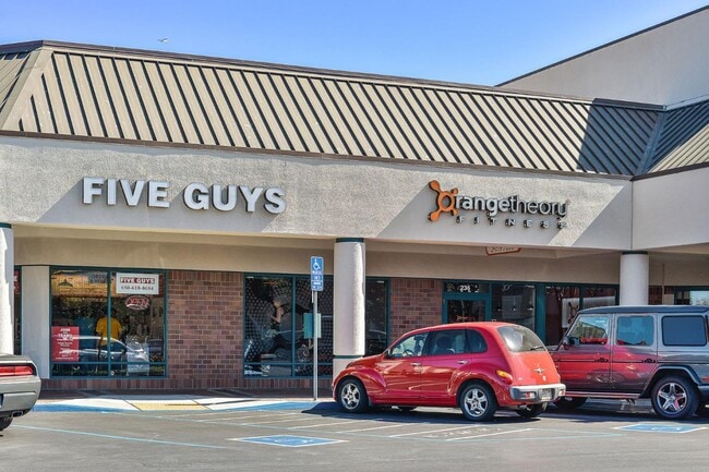 Building Photo - 142 Monaco Dr