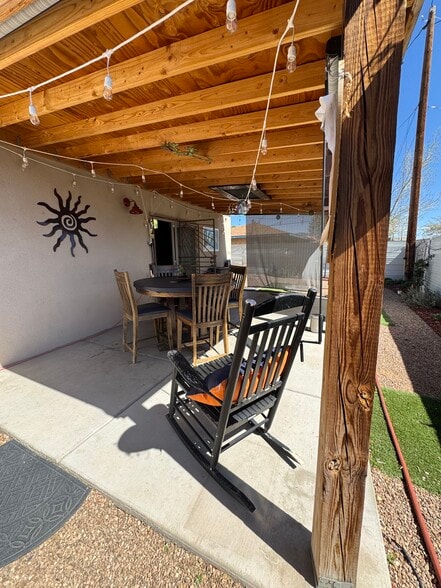 Building Photo - 4600 6th St NW