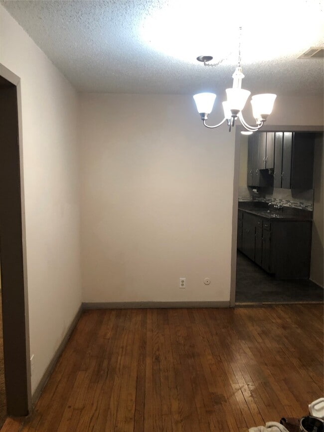 Building Photo - 3025 Chimira Ln