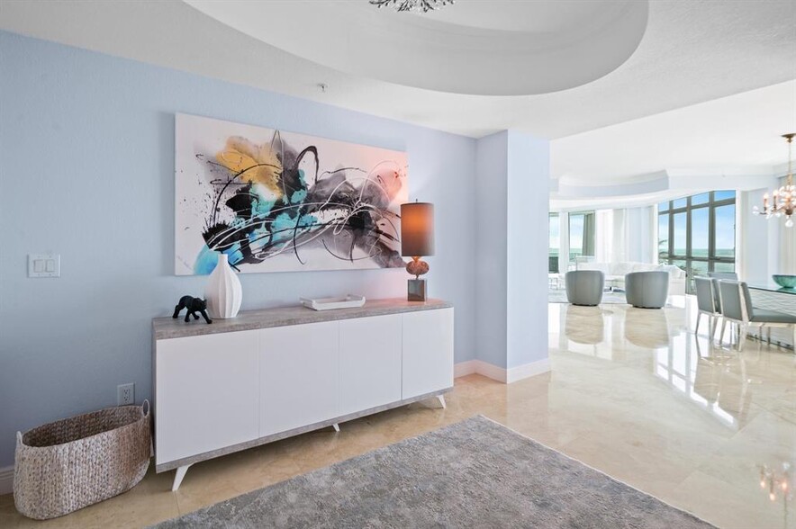 Building Photo - 1430 S Ocean Blvd