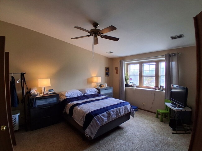Building Photo - 2904 Heatherwood Dr