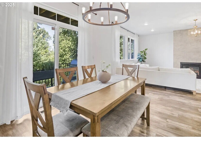 Building Photo - 11779 SE White Tail Dr