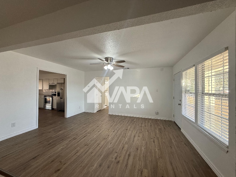 Building Photo - 5714 Elk Lake Dr