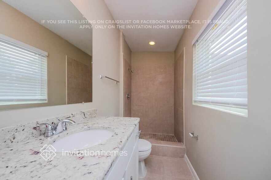 Building Photo - 1790 Viburnum Ln