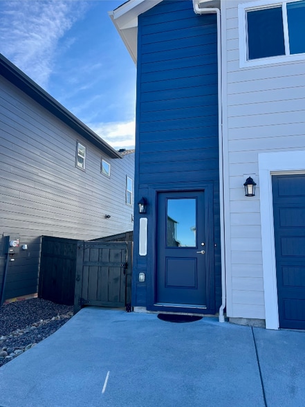 Building Photo - 9240 Kurie Mine Ln