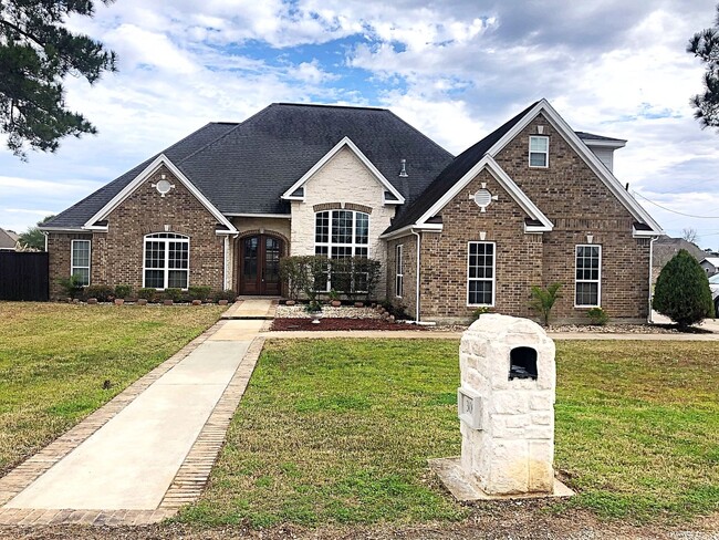 Primary Photo - 305 Tyler Dr