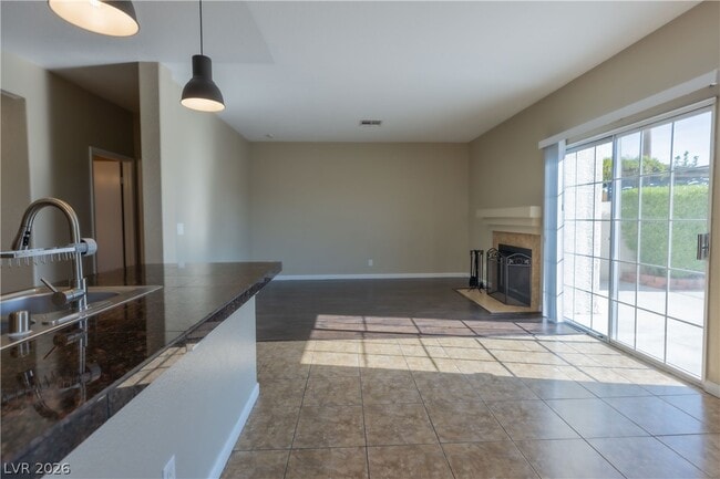 Building Photo - 1516 Pacific Terrace Dr