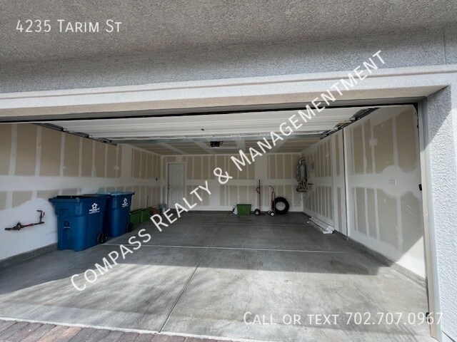 Building Photo - 4235 Tarim St