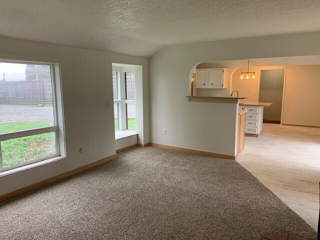 Building Photo - 3335 Coburg Rd