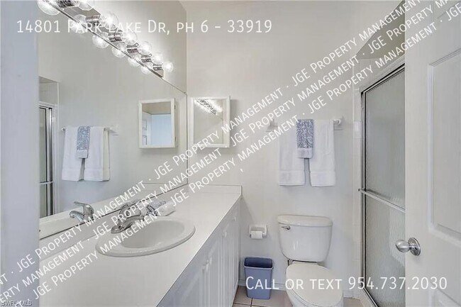 Building Photo - 14801 Park Lake Dr