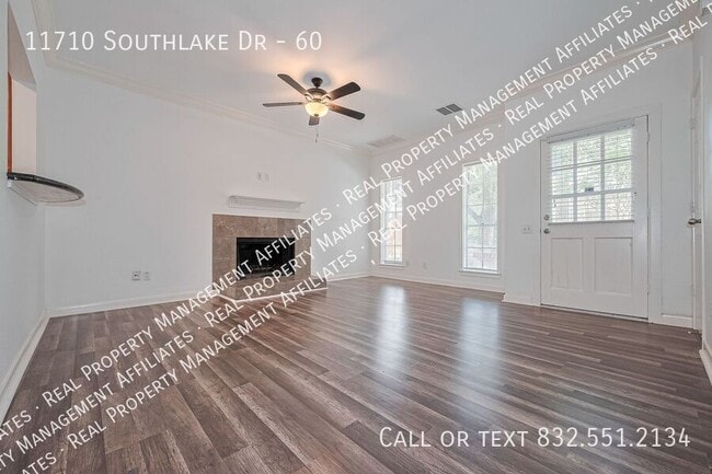 Building Photo - 11710 Southlake Dr