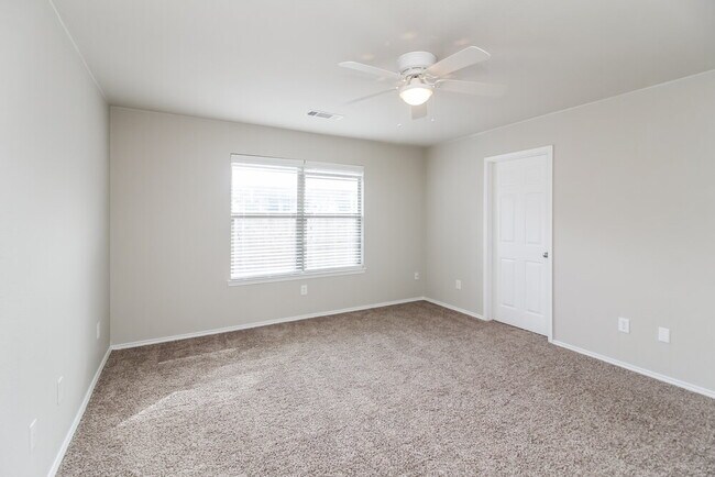 Building Photo - 13136 Settlers Trail